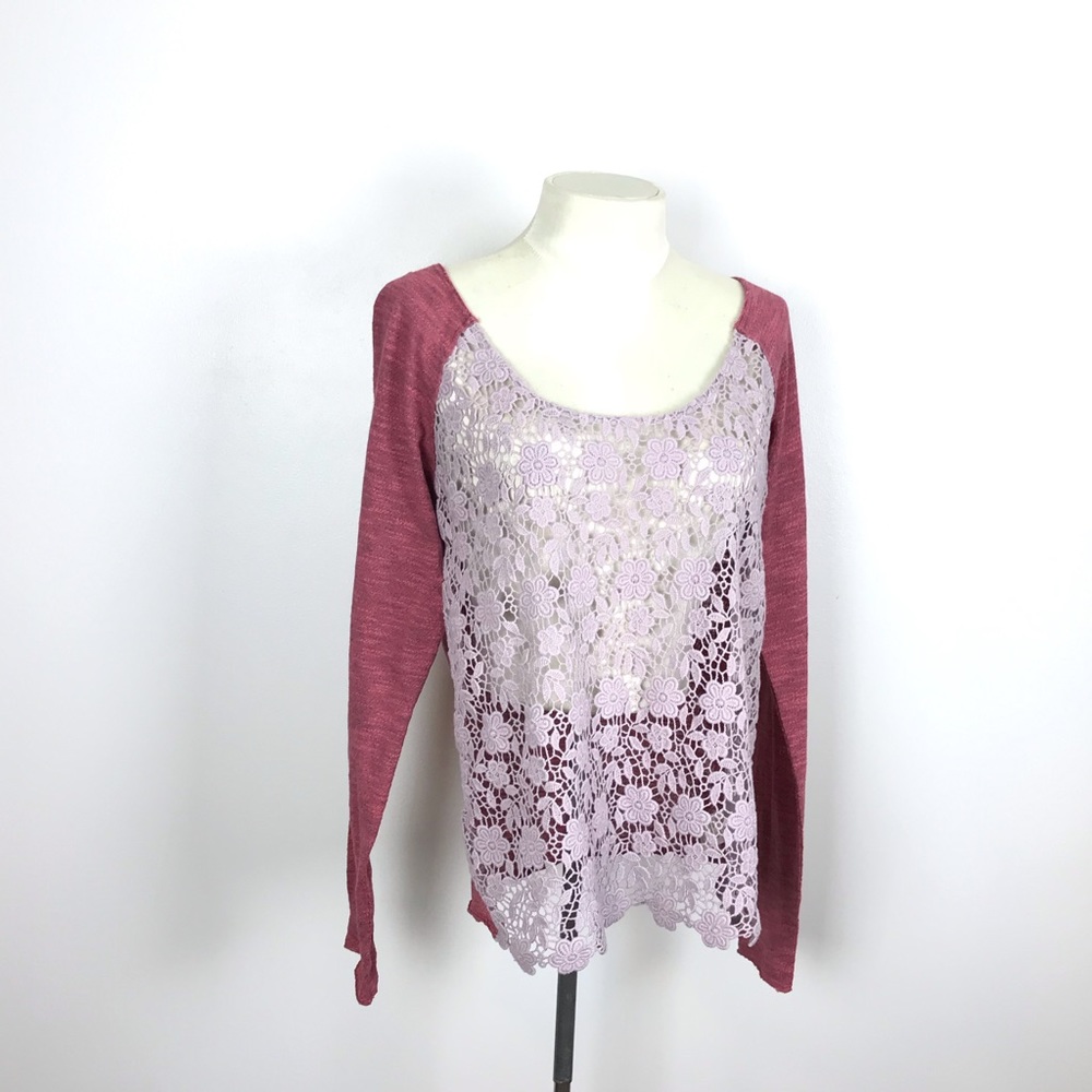 ☀️Free People Top sz L lace front long sleeve